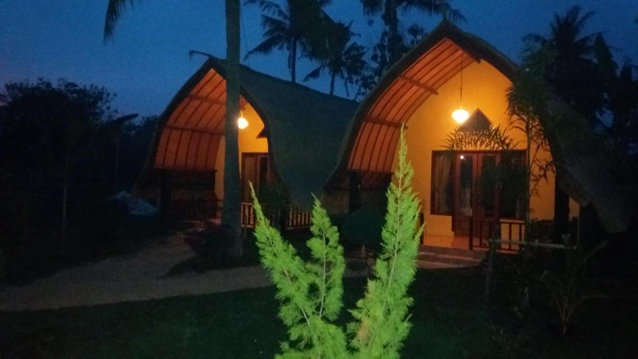 Ofal Lumbung غيلي آير المظهر الخارجي الصورة